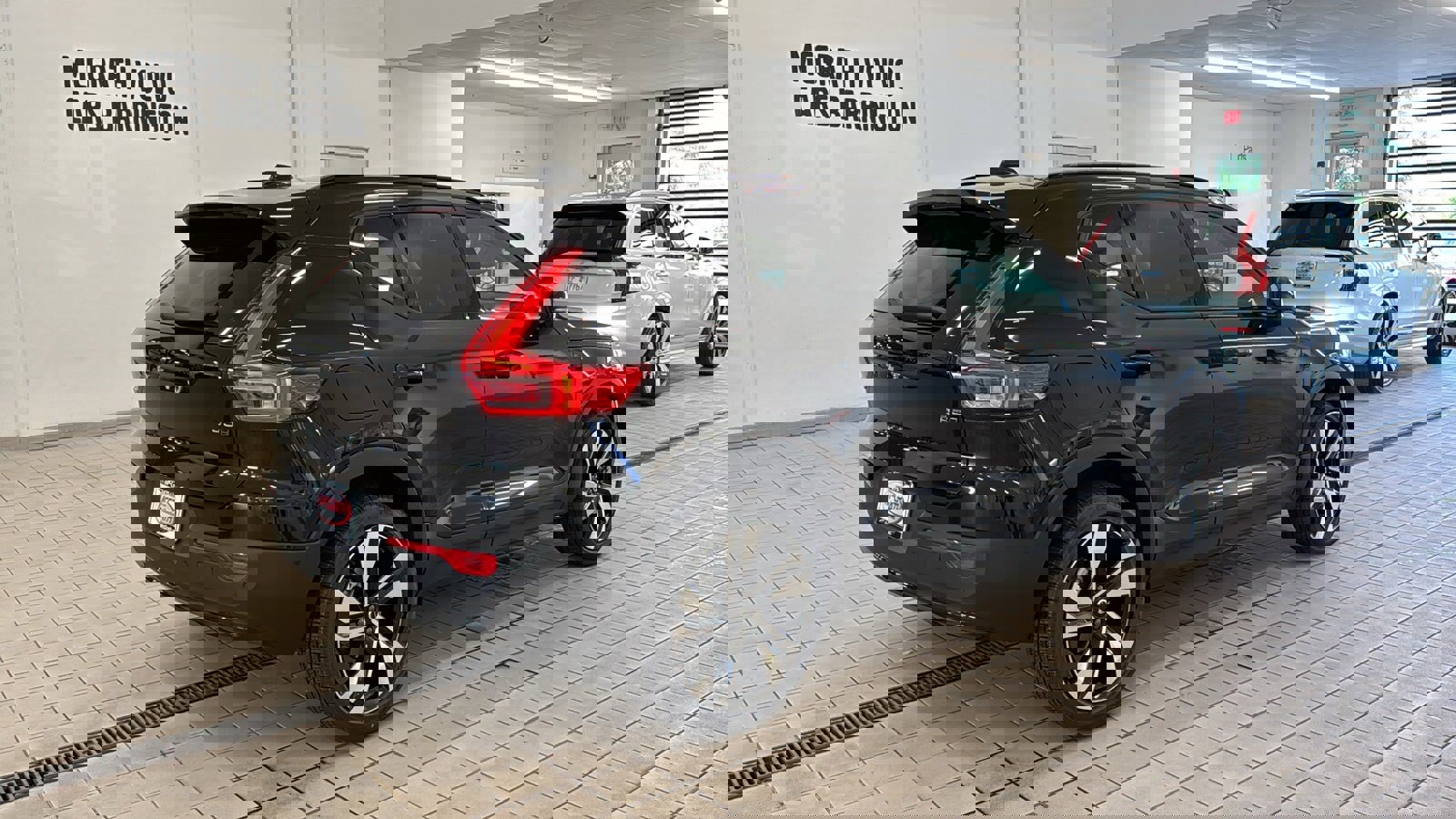 Used 2026 Volvo XC40 B5 Ultra w/ Protection Package Premier image 5