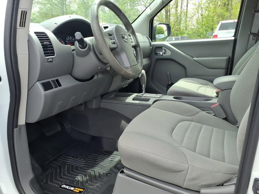 Used 2019 Nissan Frontier S RWD image 12