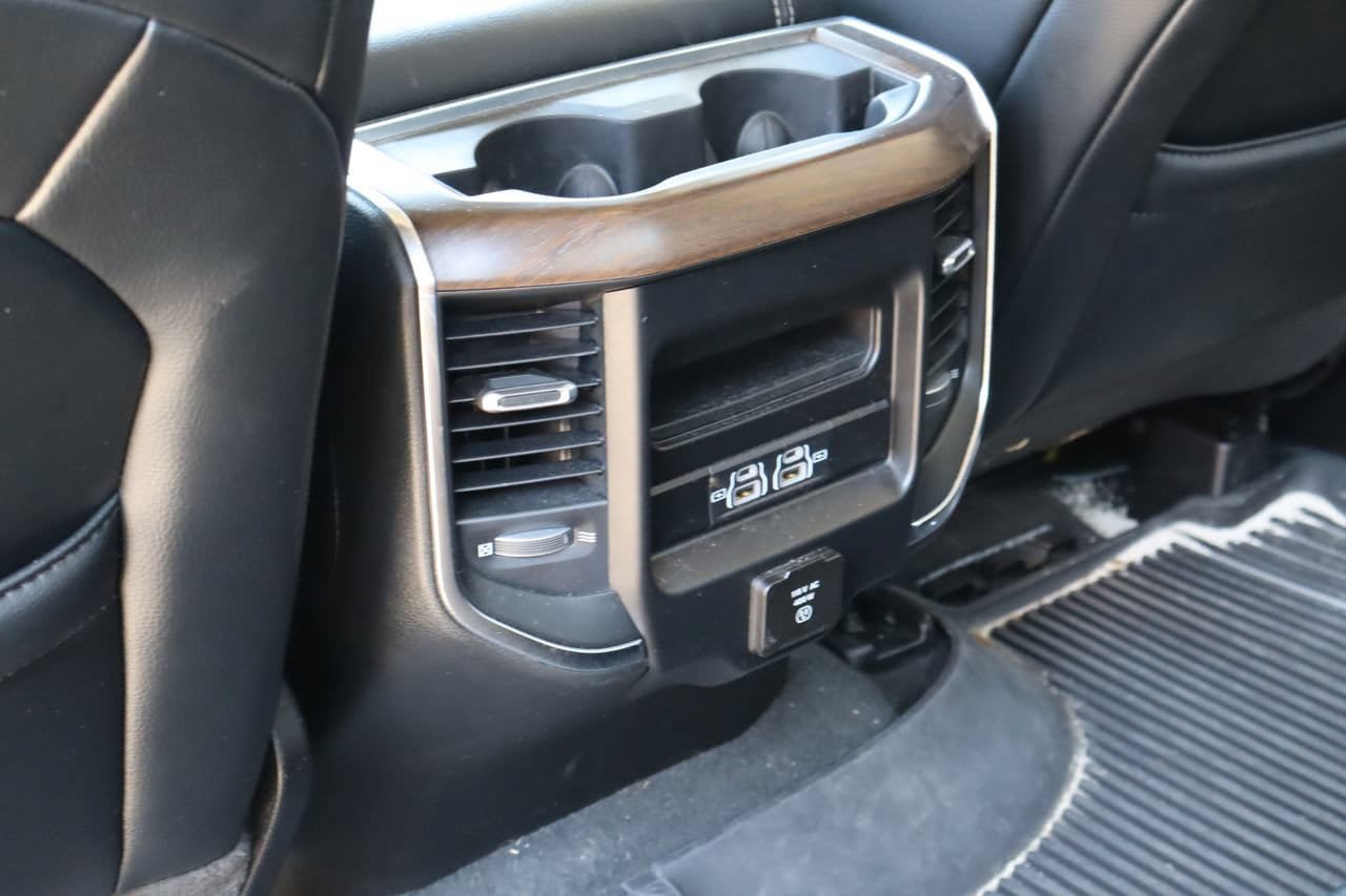 Used 2022 RAM 1500 Laramie AWD/4WD image 17