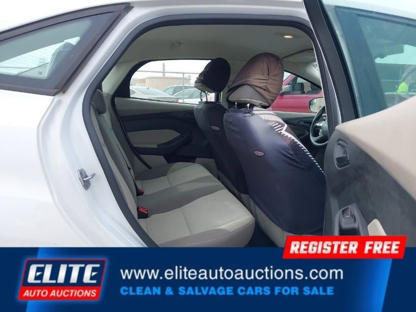 Used 2012 Ford Focus SE image 15