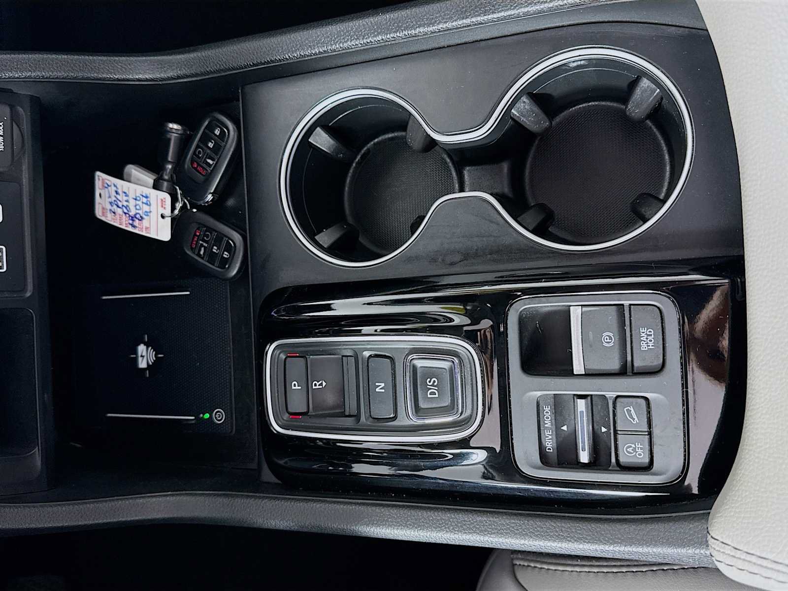 Certified 2024 Honda Pilot Touring image 16