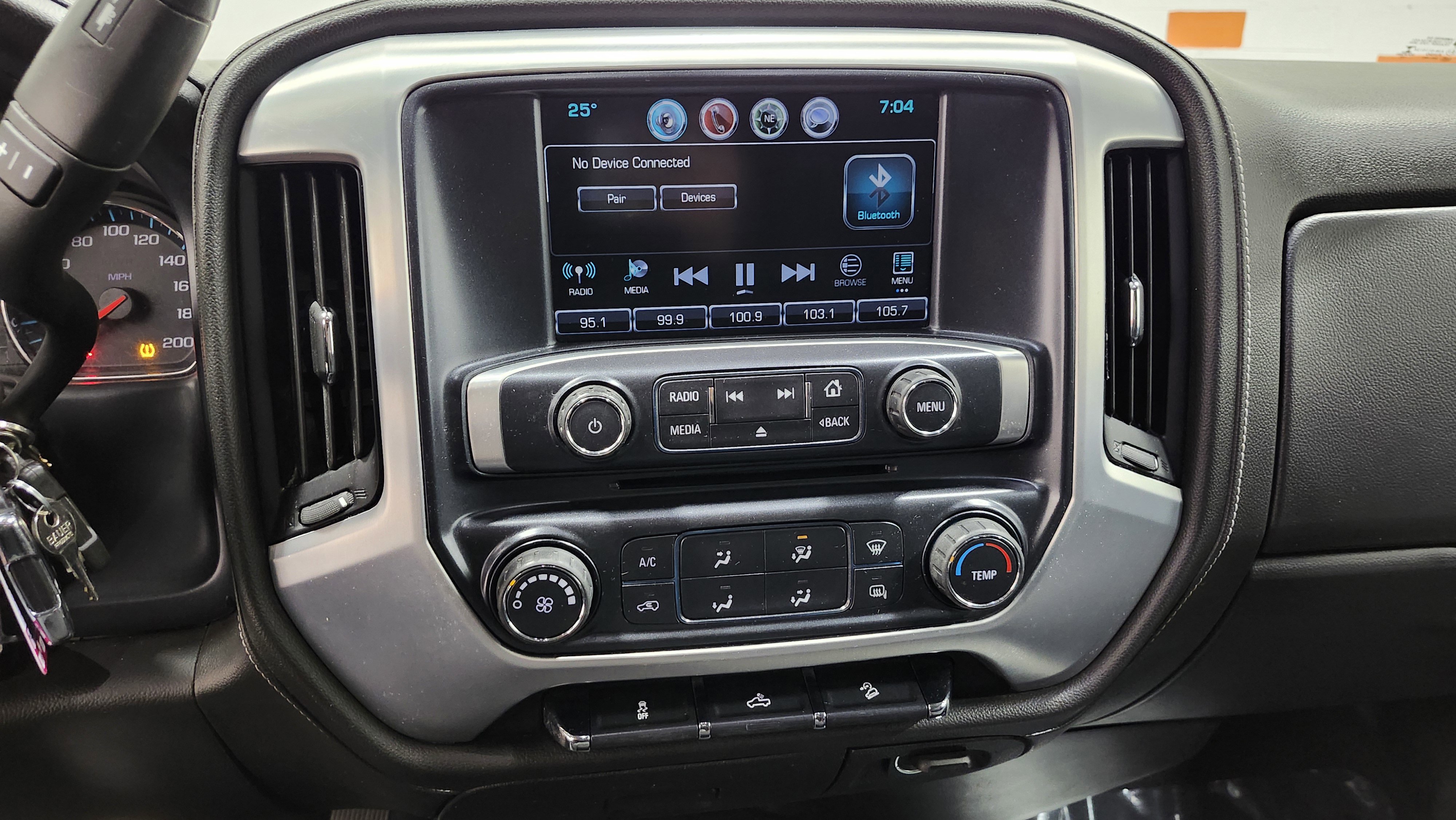 Used 2019 GMC Sierra 2500 SLE image 28