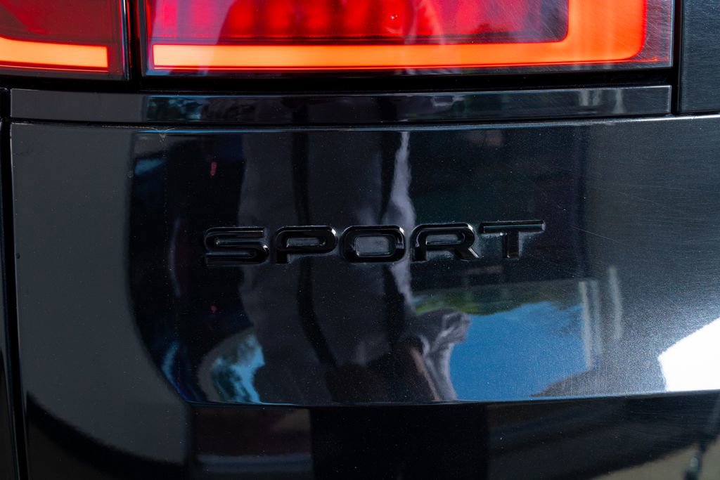 Used 2023 Land Rover Range Rover Sport SE image 25