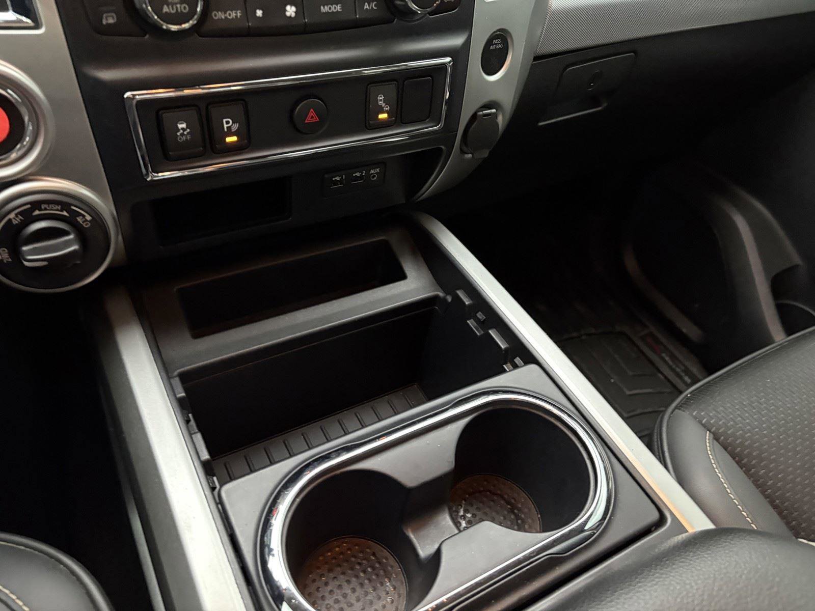 Used 2019 Nissan Titan PRO-4X image 15