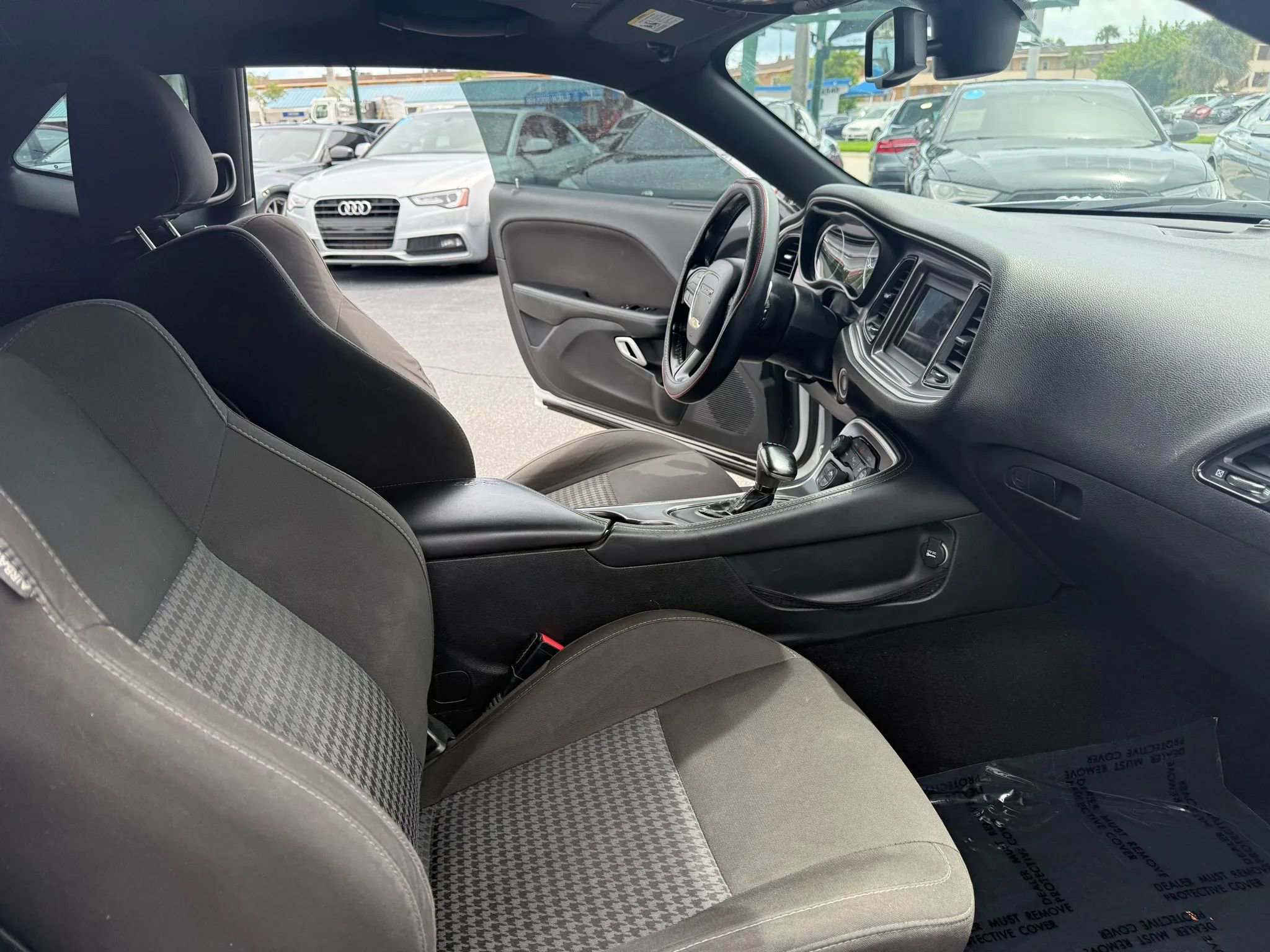 Used 2020 Dodge Challenger R/T image 17