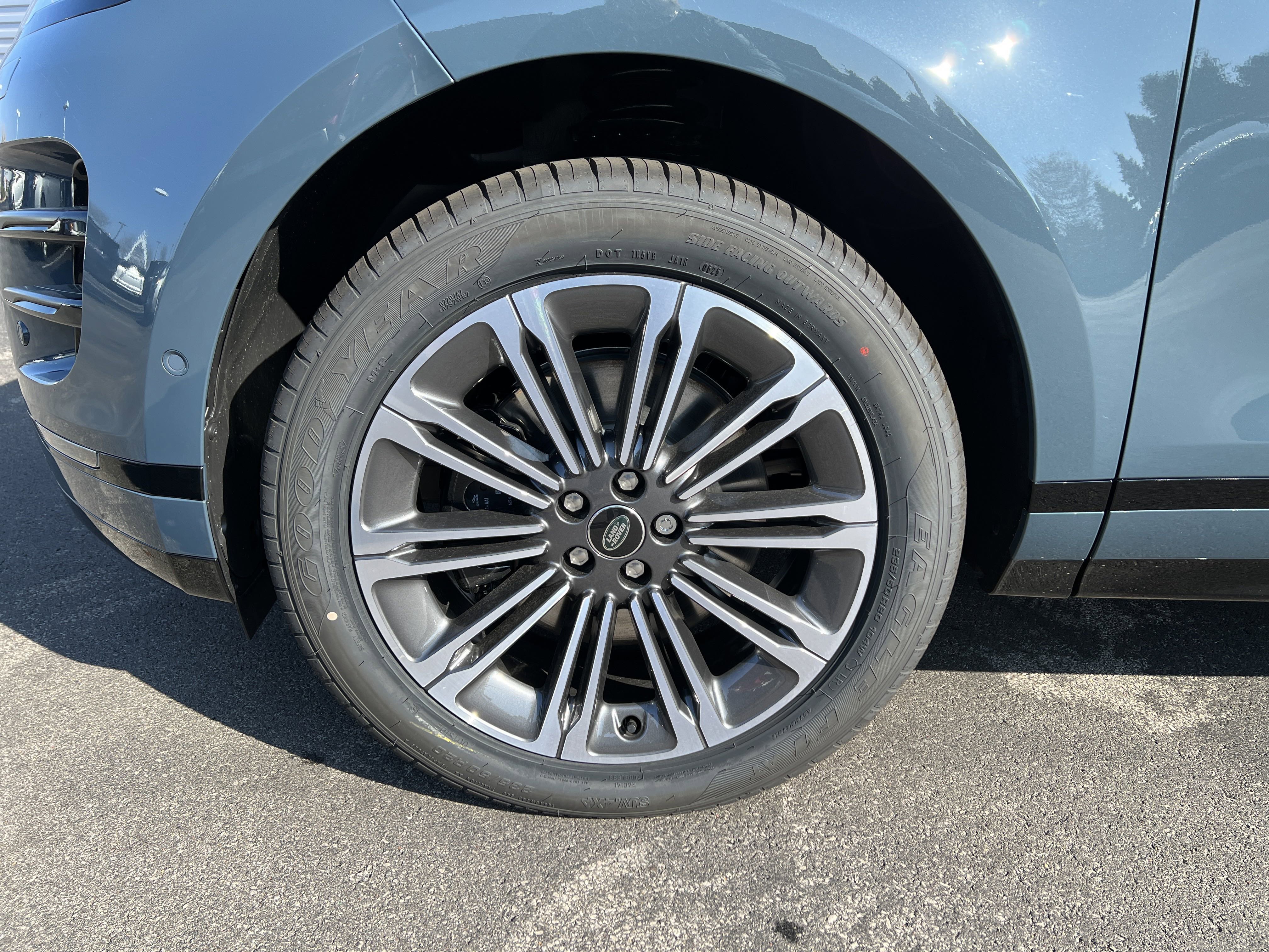 New 2026 Land Rover Range Rover Evoque Dynamic SE image 7