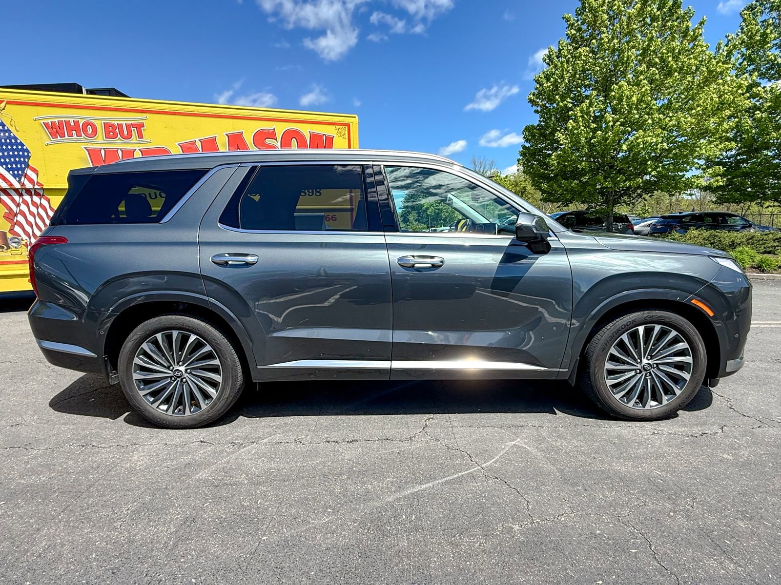 Used 2023 Hyundai Palisade Calligraphy AWD/4WD image 5
