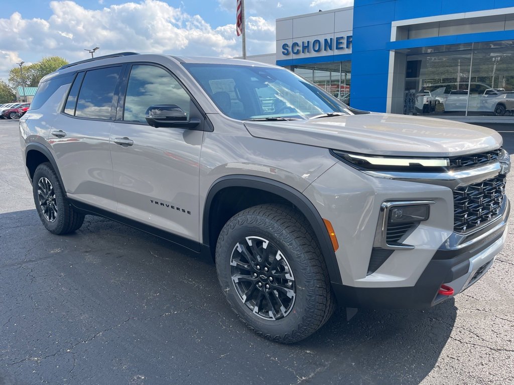 New 2026 Chevrolet Traverse Z71 w/ Driver Confidence Package image 9