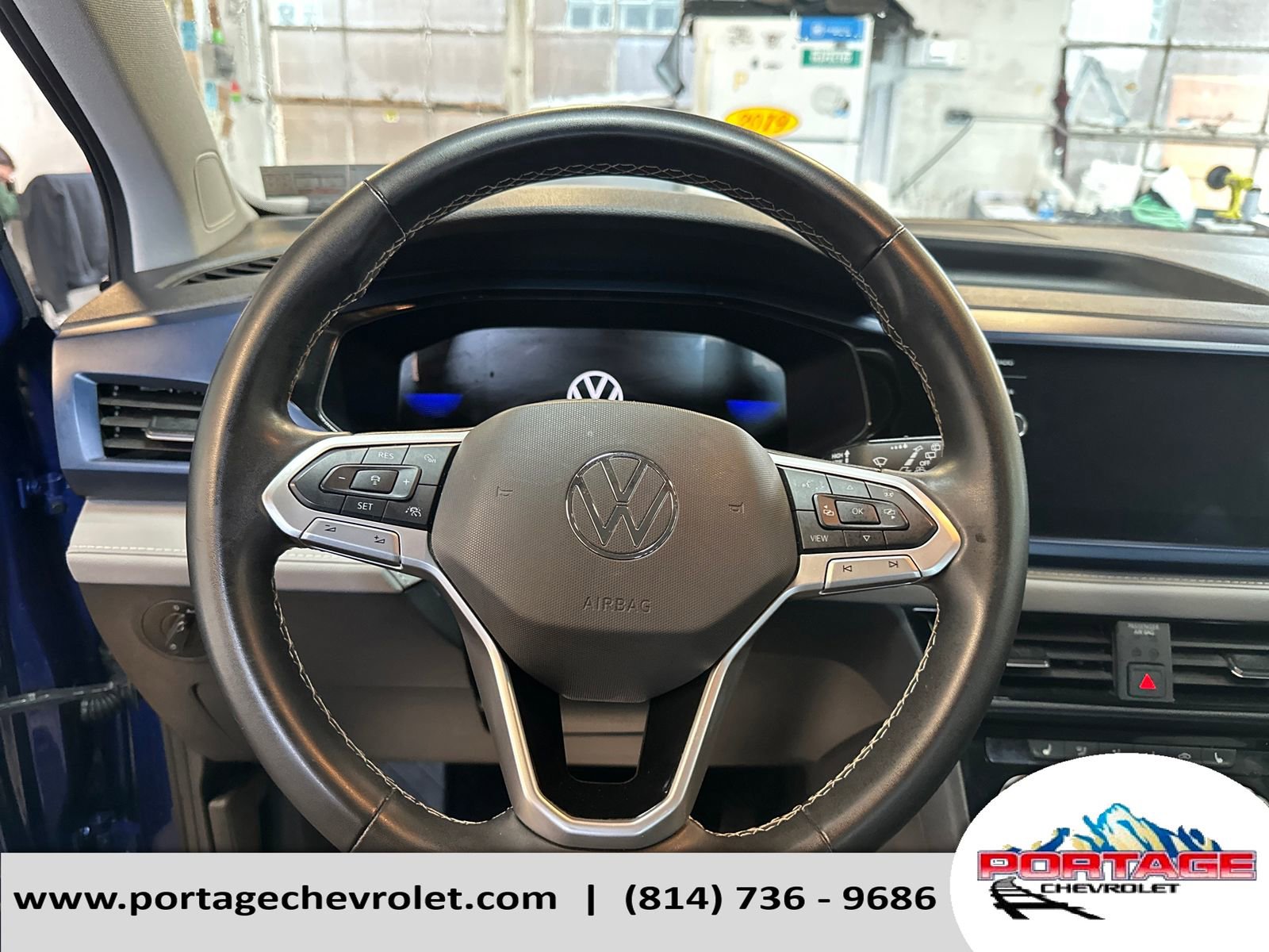 Used 2024 Volkswagen Taos SE image 16