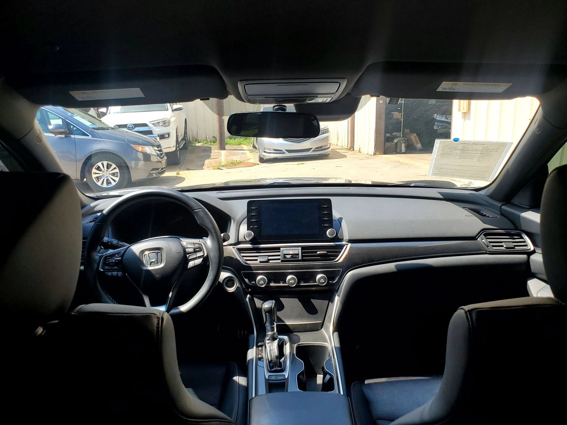 Used 2018 Honda Accord Sport image 2