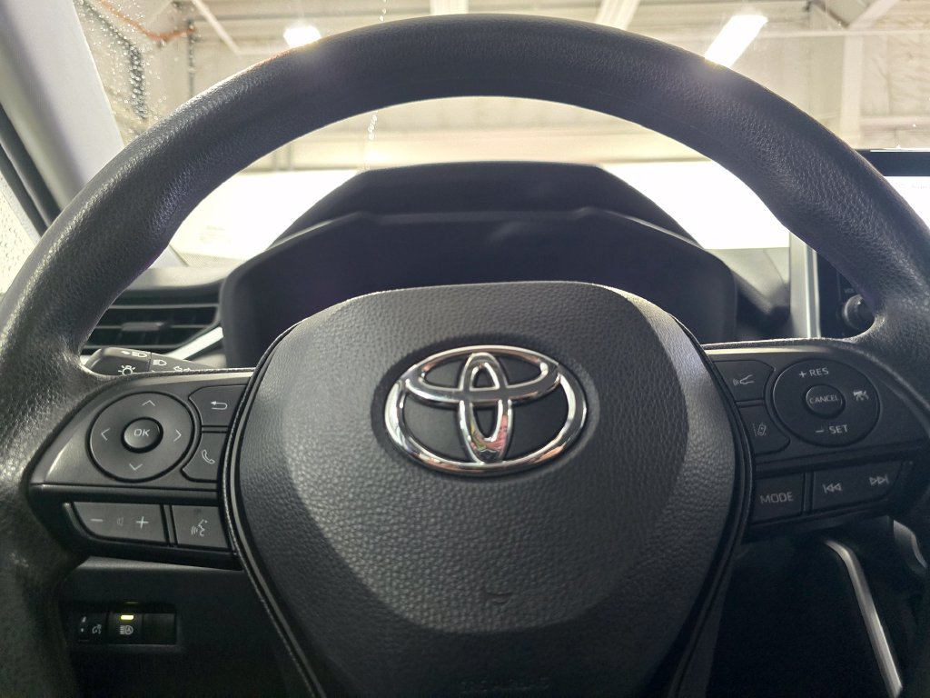 Certified 2024 Toyota RAV4 XLE FWD image 24