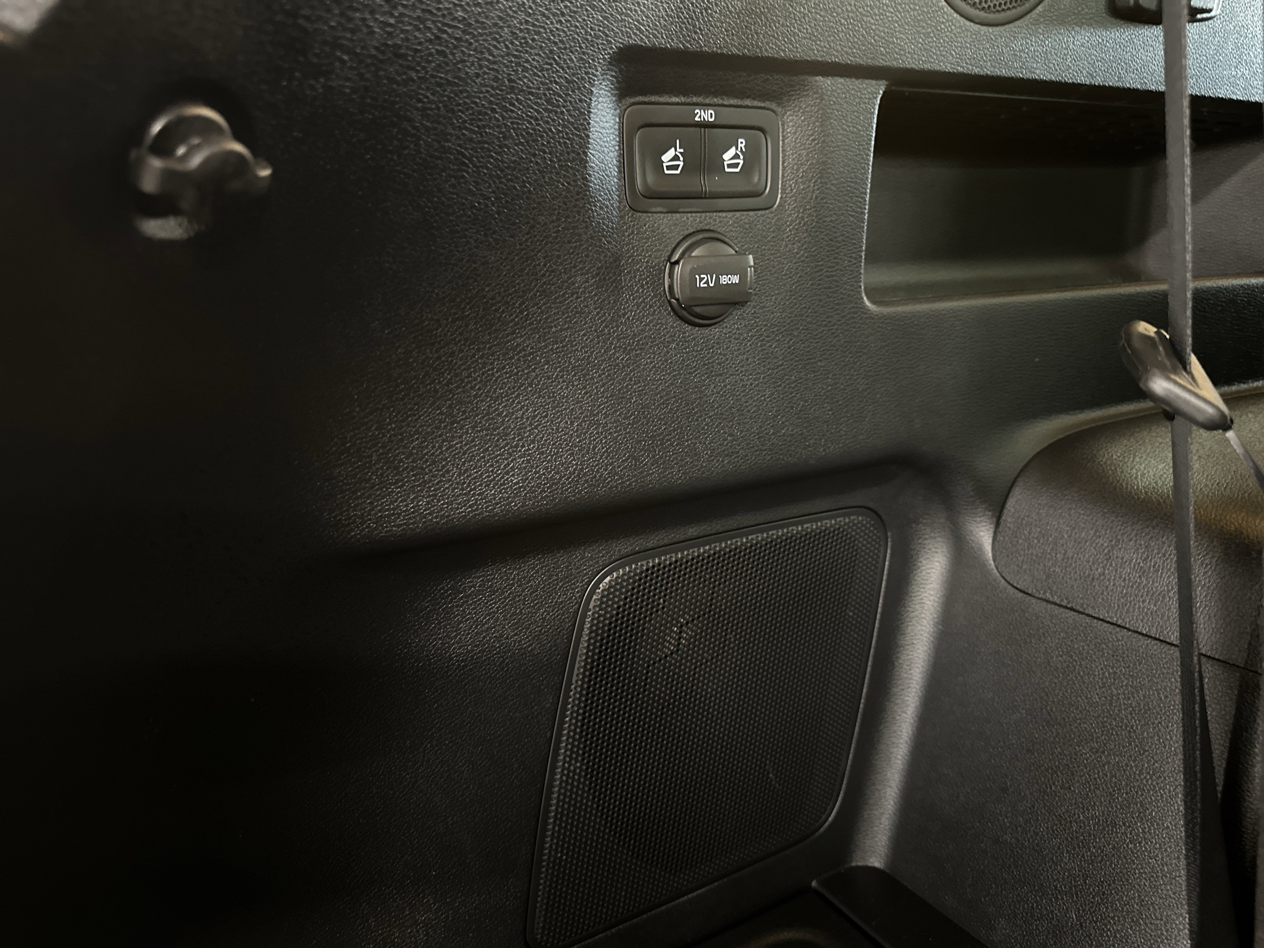 Used 2020 Kia Telluride SX w/ SX Prestige Package image 30