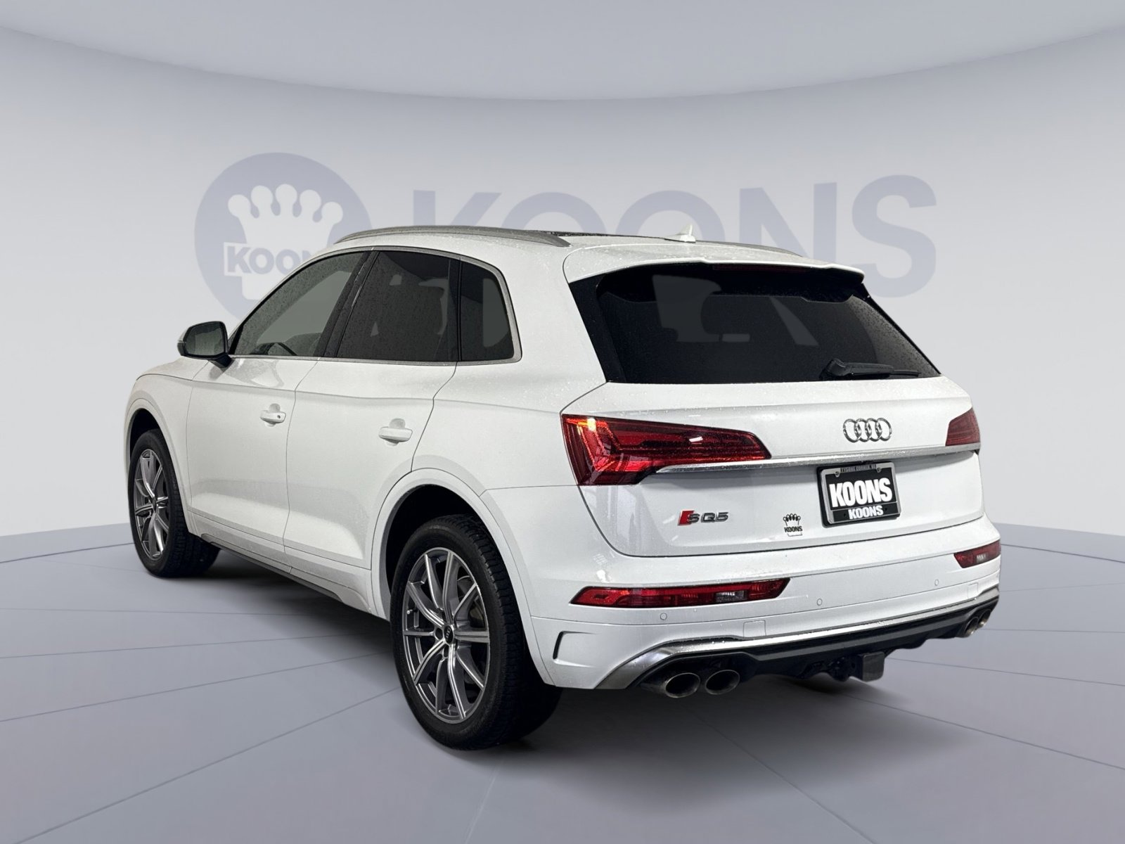 Used 2023 Audi SQ5 Premium Plus w/ Premium Plus Package AWD/4WD image 4