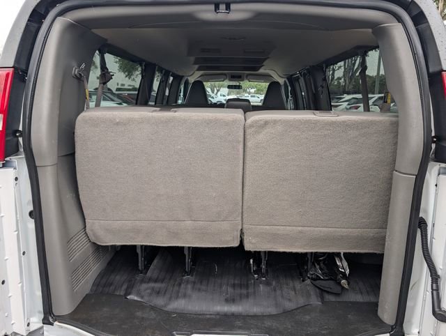 Used 2023 GMC Savana 3500 LS w/ Chrome Appearance Package image 13