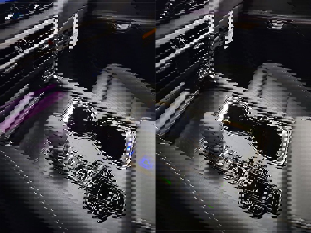 New 2026 Lexus RX 450h AWD image 28