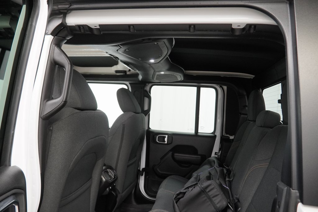 Certified 2024 Jeep Gladiator Sport image 20