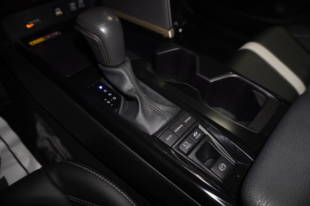 Certified 2025 Toyota Camry SE image 20