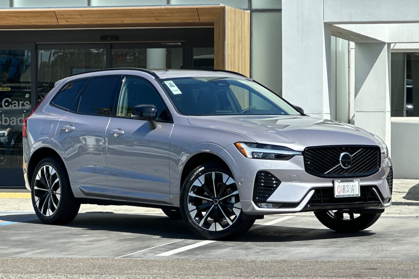 New 2026 Volvo XC60 B5 Plus w/ Climate Package AWD/4WD image 2