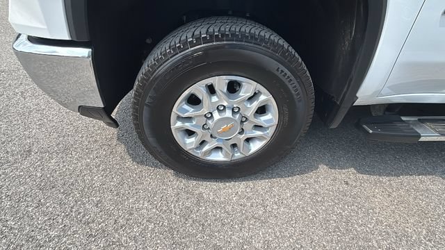 Used 2026 Chevrolet Silverado 2500 LT AWD/4WD image 11