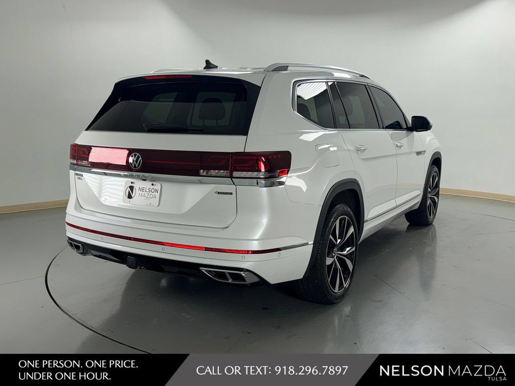 Used 2024 Volkswagen Atlas SEL Premium R-Line AWD/4WD image 6