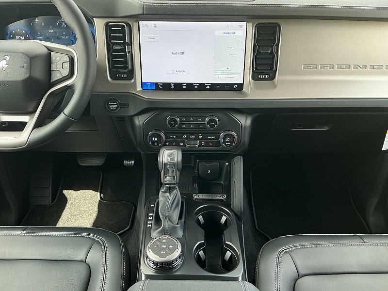 New 2026 Ford Bronco Outer Banks w/ Sasquatch Package image 14