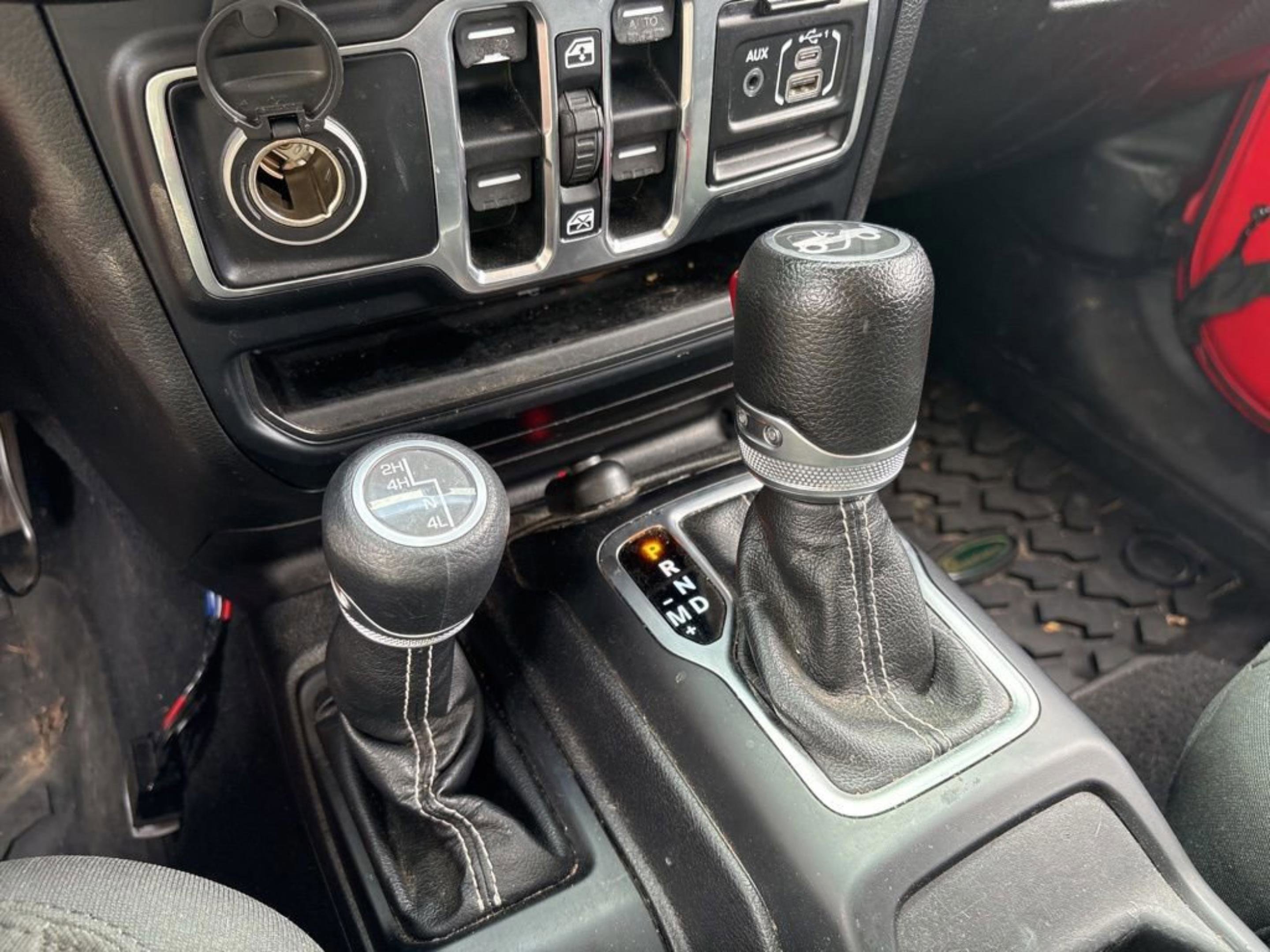 Used 2019 Jeep Wrangler Unlimited Sahara image 22