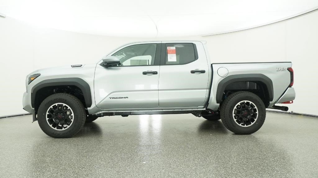 New 2025 Toyota Tacoma TRD Off-Road AWD/4WD image 10