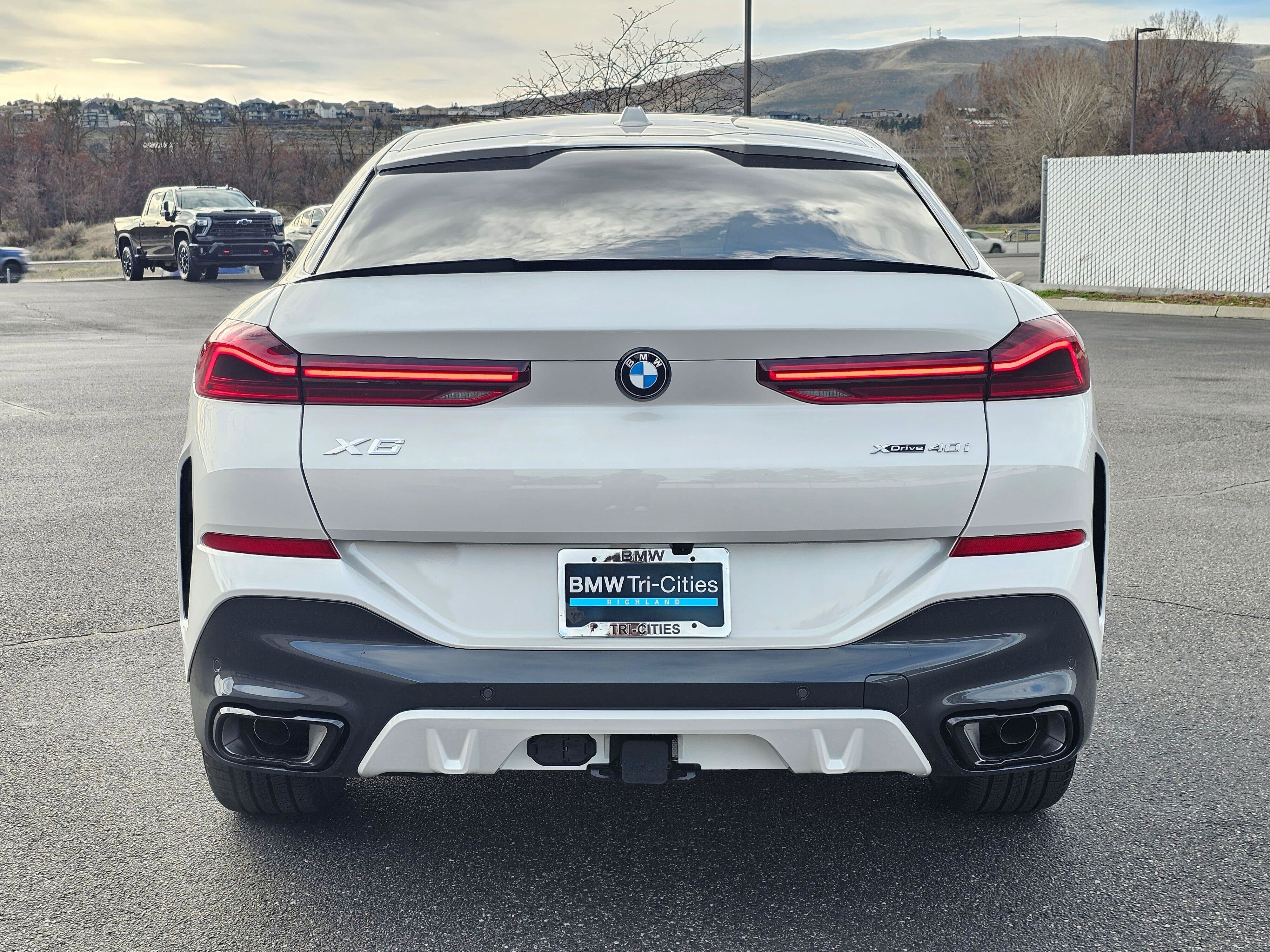 New 2026 BMW X6 xDrive40i w/ Executive Package image 5