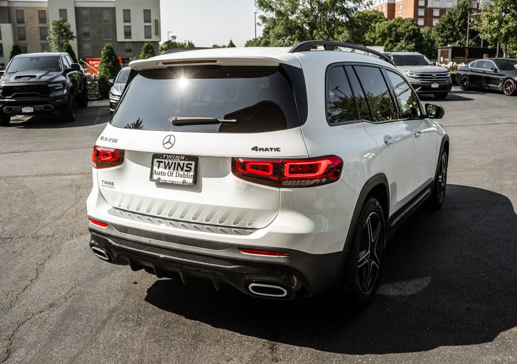 Used 2021 Mercedes-Benz GLB 250 4MATIC image 31