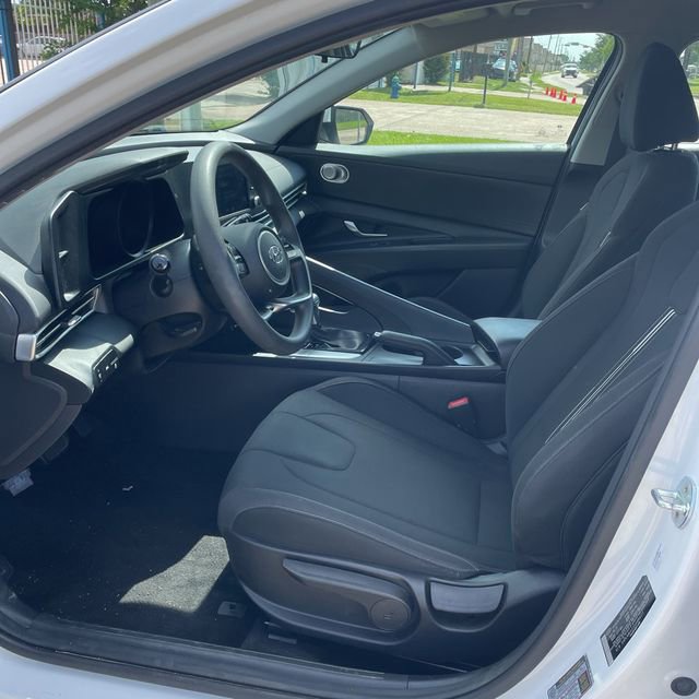 Used 2022 Hyundai Elantra SEL w/ Cargo Package FWD image 18