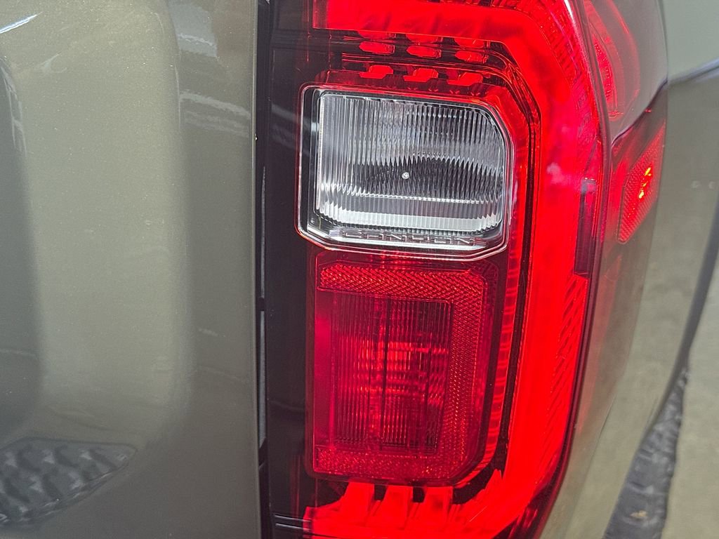 Used 2023 GMC Canyon AT4 w/ Canyon Safety Plus Package image 31