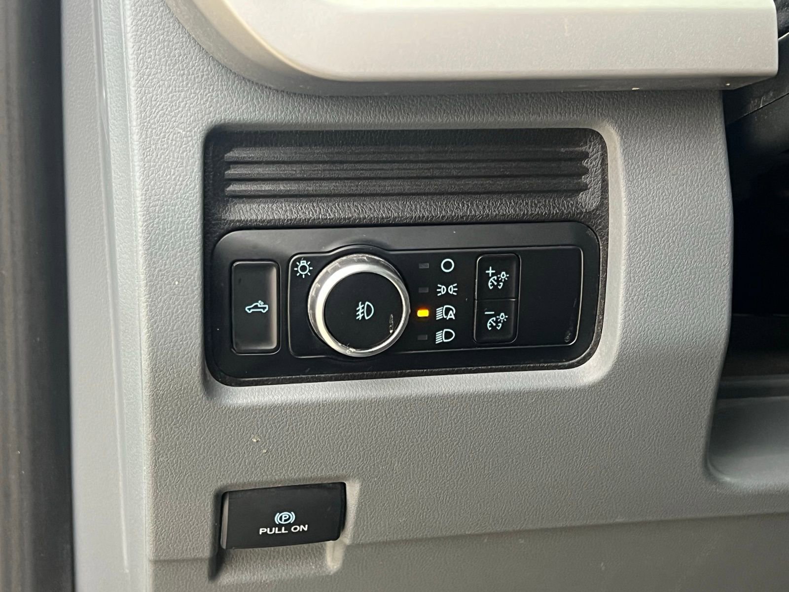 Used 2024 Ford F250 XLT w/ FX4 Off-Road Package image 23