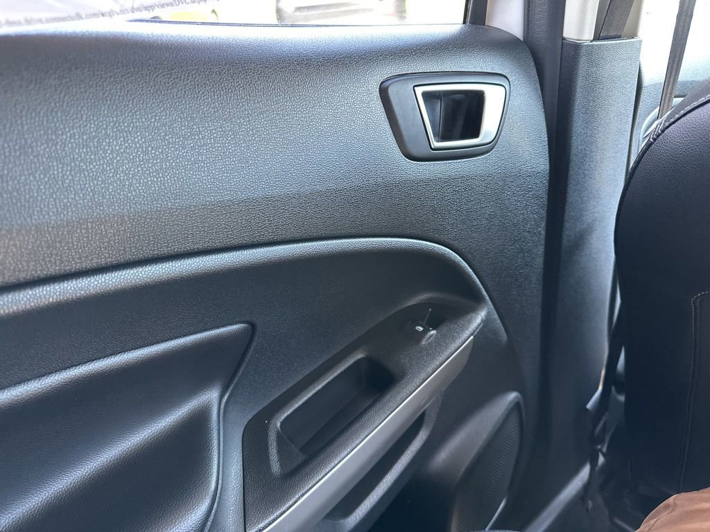 Used 2022 Ford EcoSport Titanium AWD/4WD image 33
