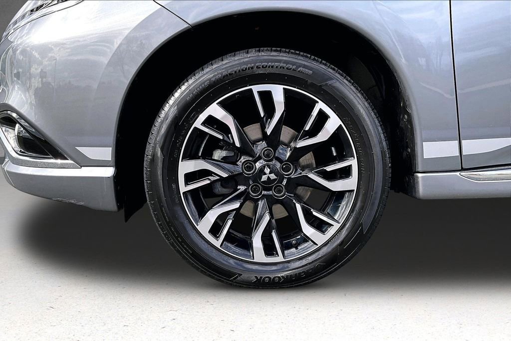 Used 2018 Mitsubishi Outlander GT image 33