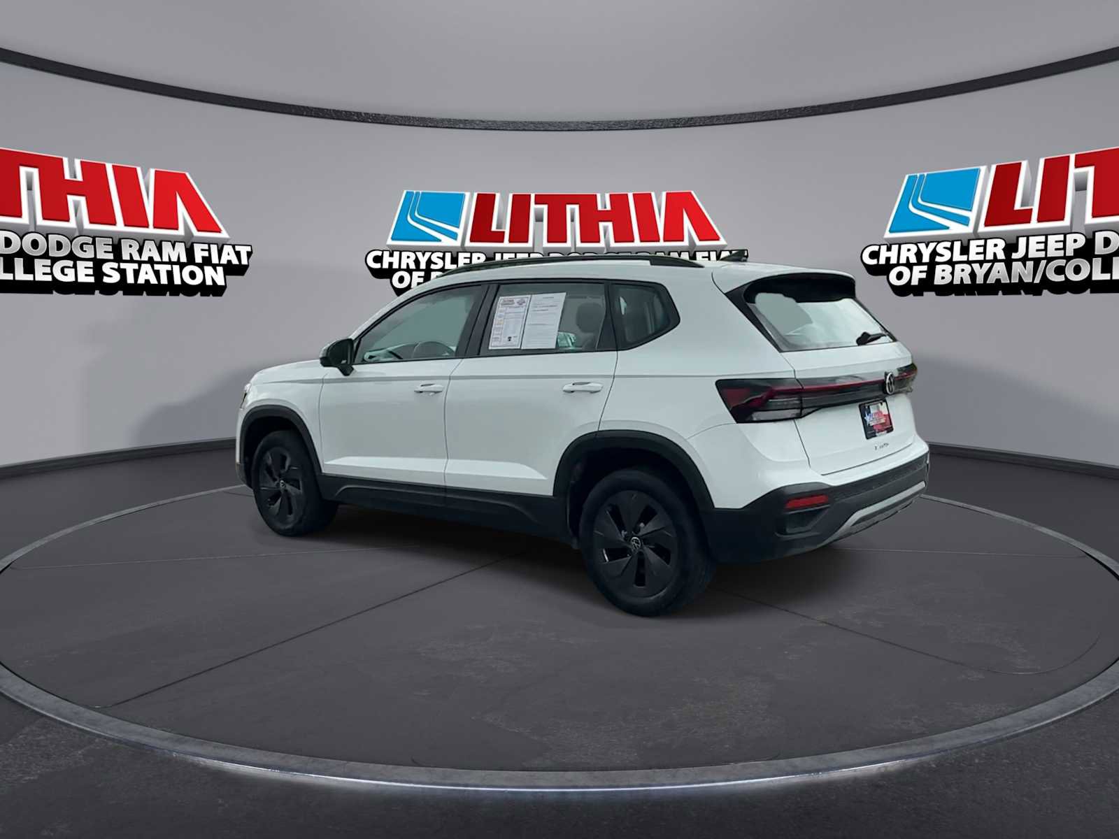 Used 2025 Volkswagen Taos S FWD image 6