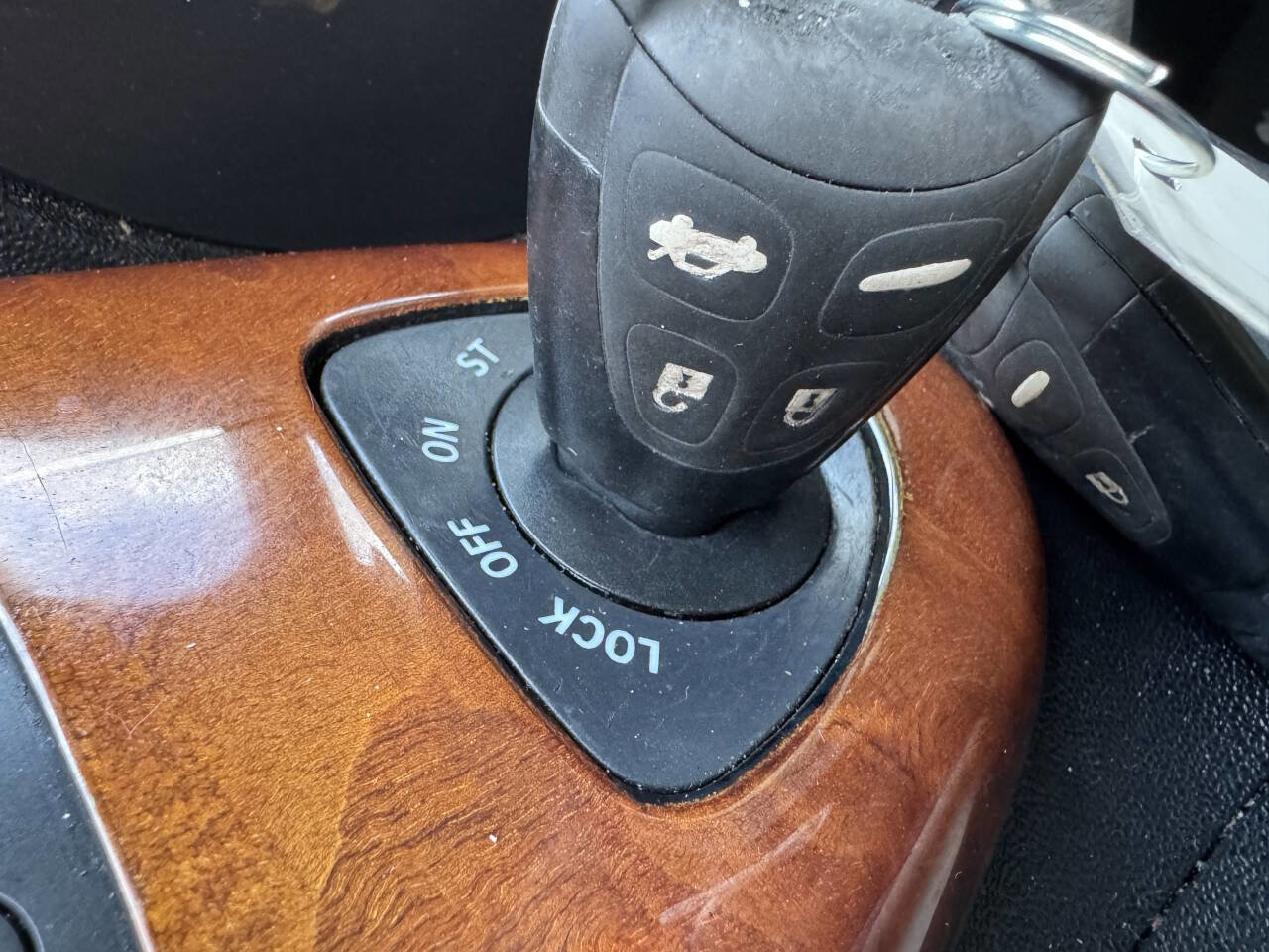 Used 2009 Saab 9-3 2.0T image 28