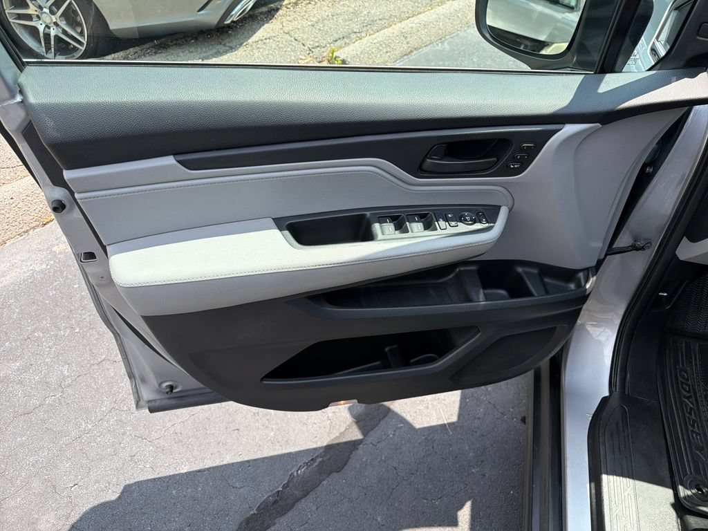 Used 2018 Honda Odyssey EX-L image 22