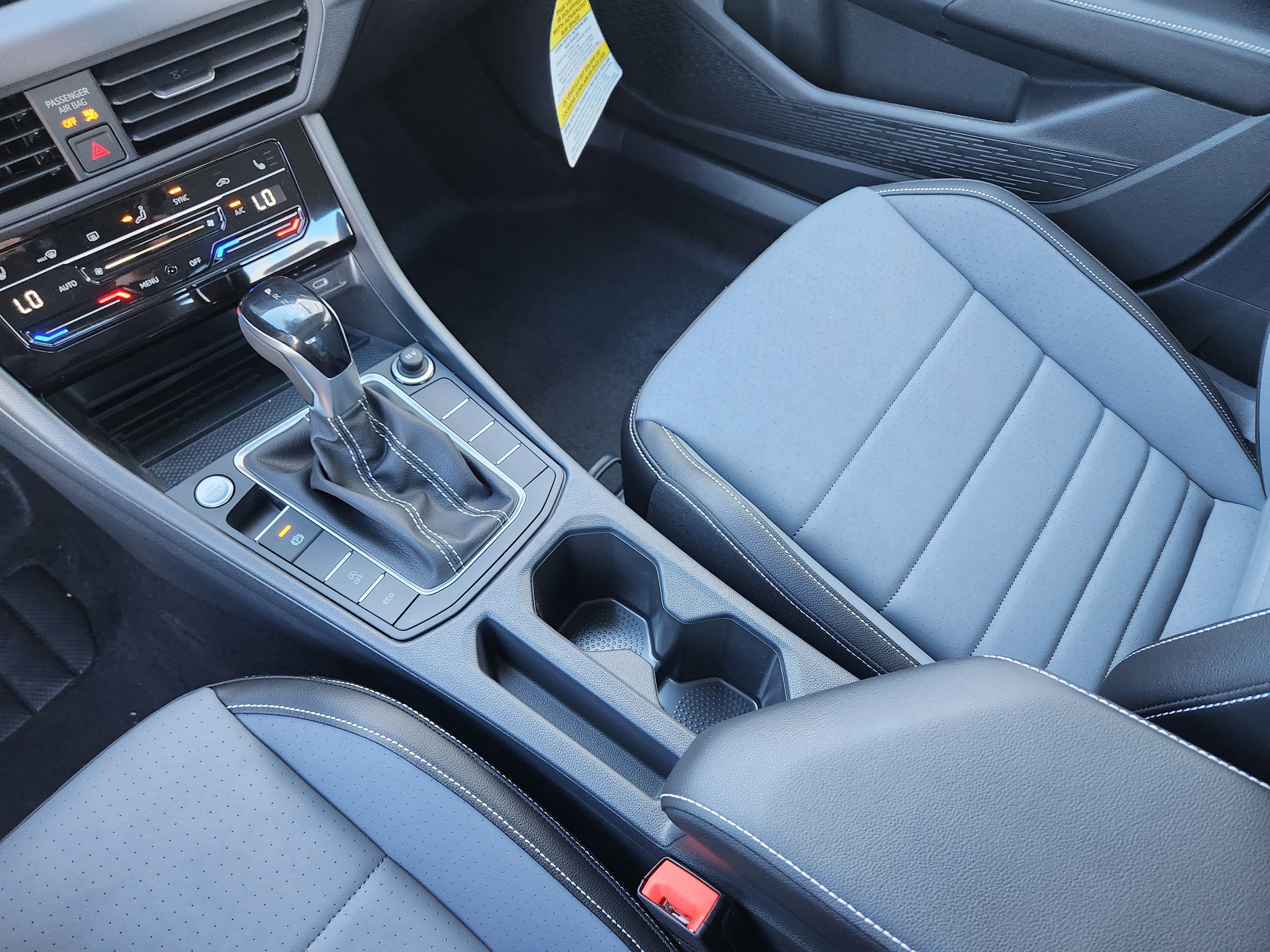 New 2026 Volkswagen Jetta SE image 14