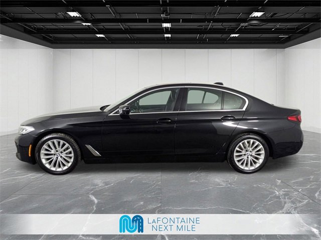 Used 2021 BMW 540i xDrive w/ Premium Package image 2