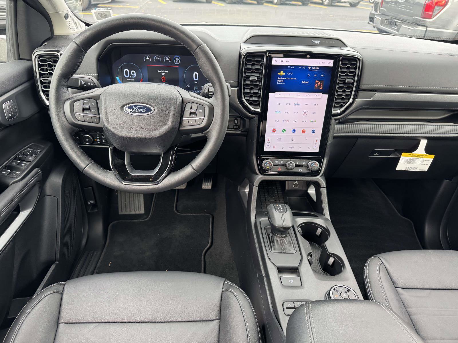 Used 2024 Ford Ranger Lariat w/ FX4 Off-Road Package image 12