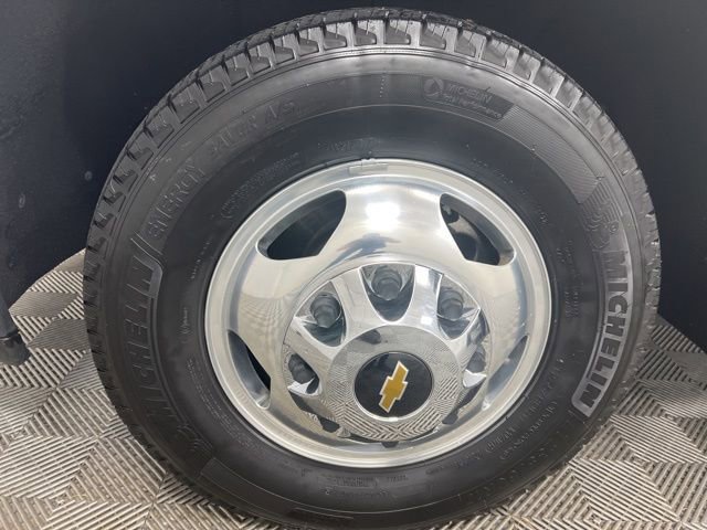 Used 2023 Chevrolet Silverado 3500 High Country w/ Technology Package image 10