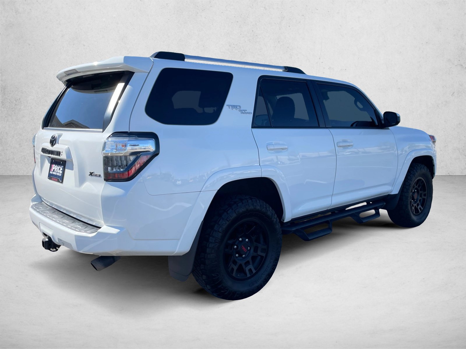 Used 2023 Toyota 4Runner SR5 AWD/4WD image 5