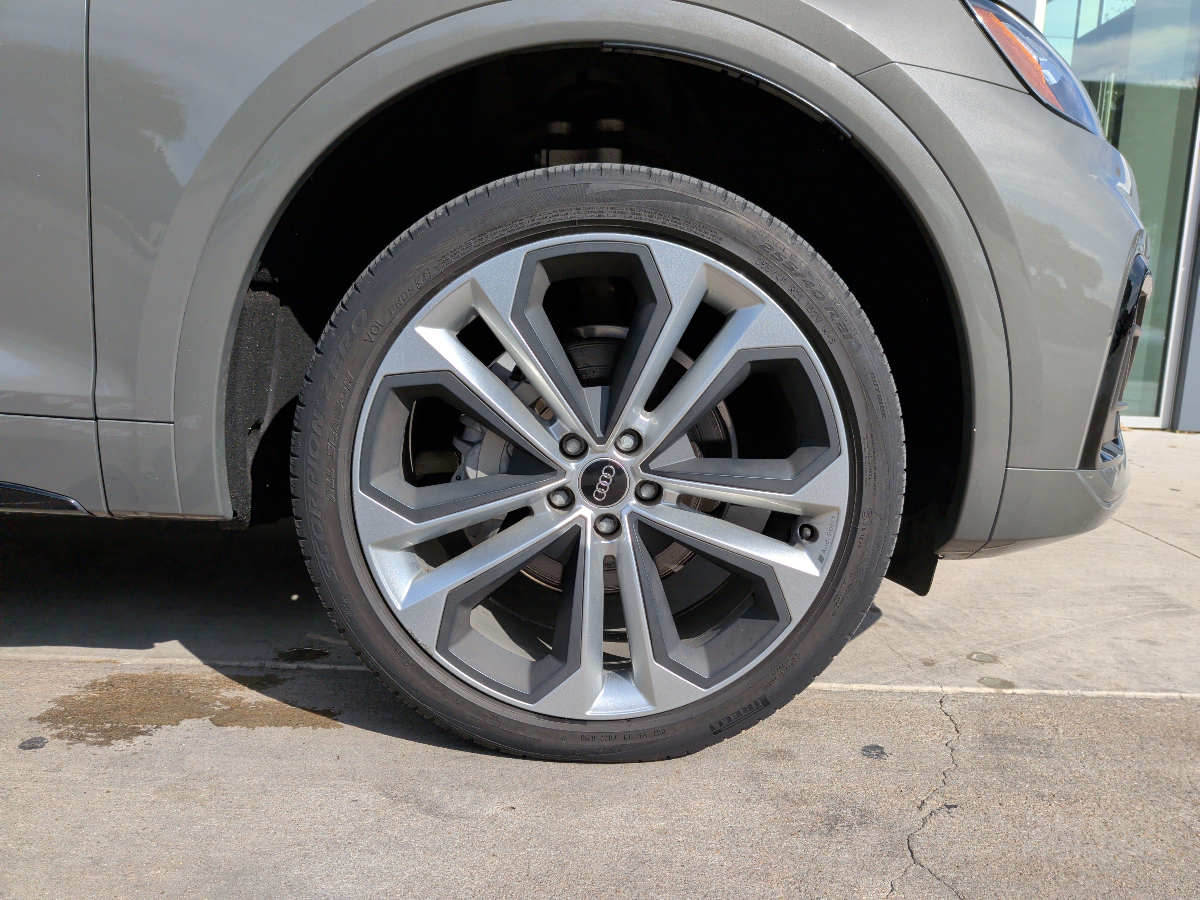 Certified 2023 Audi Q5 2.0T Premium Plus w/ Premium Plus Package image 13