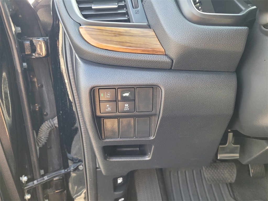 Used 2020 Honda CR-V Touring image 25