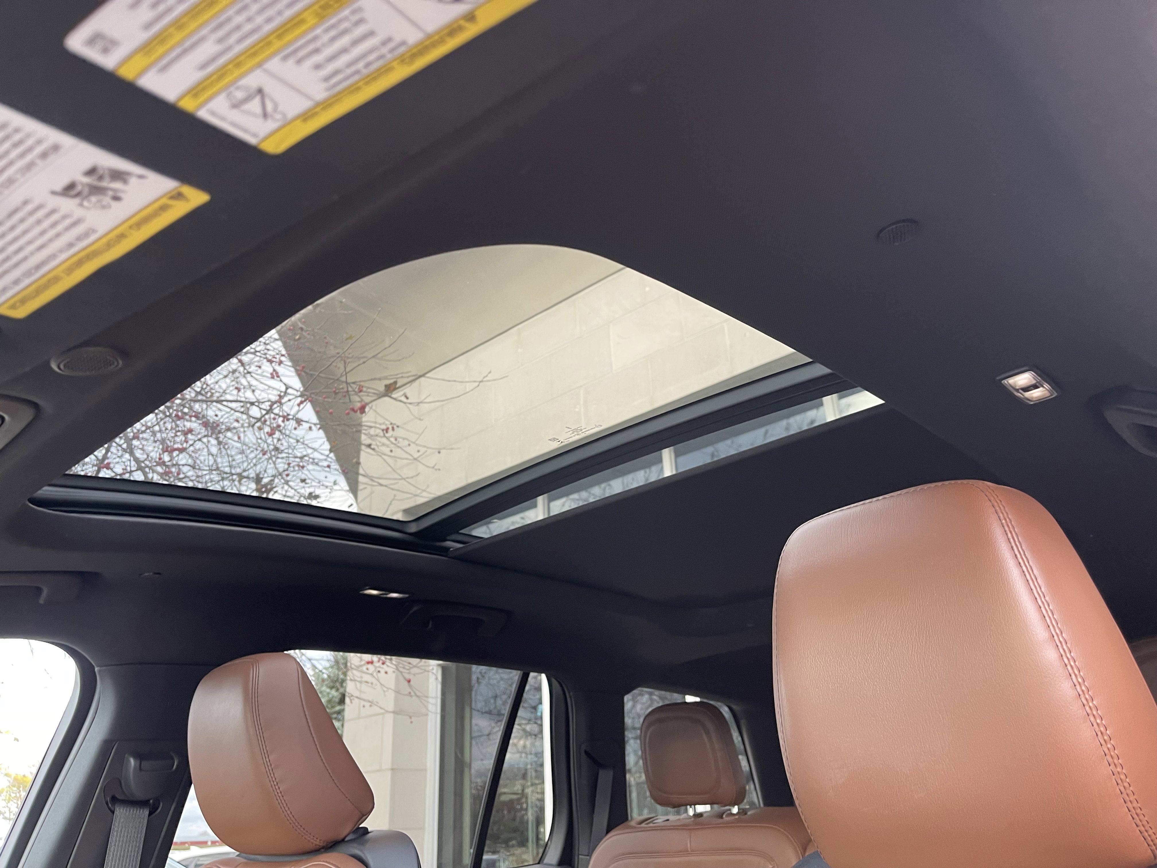 Used 2021 Lincoln Aviator Reserve w/ Equipment Group 201A image 15