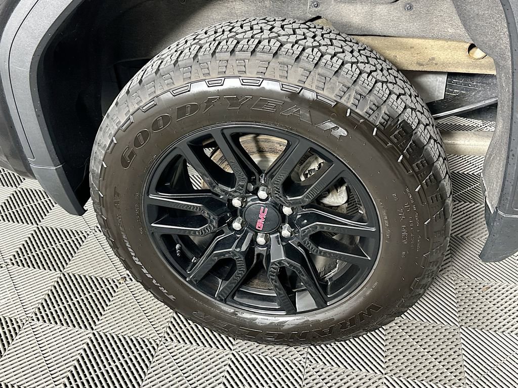 Used 2023 GMC Sierra 1500 Elevation image 39