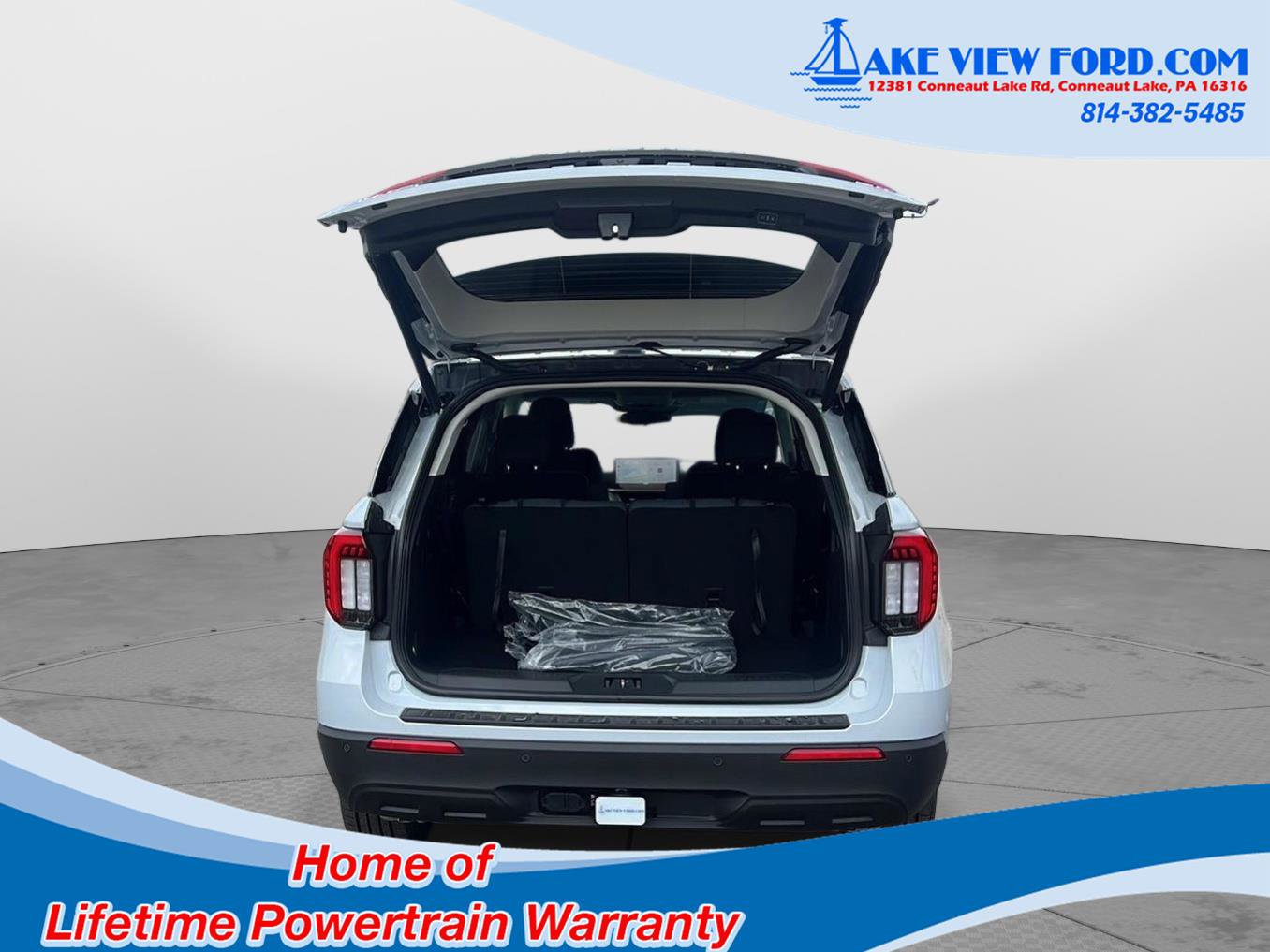 New 2026 Ford Explorer Active image 7