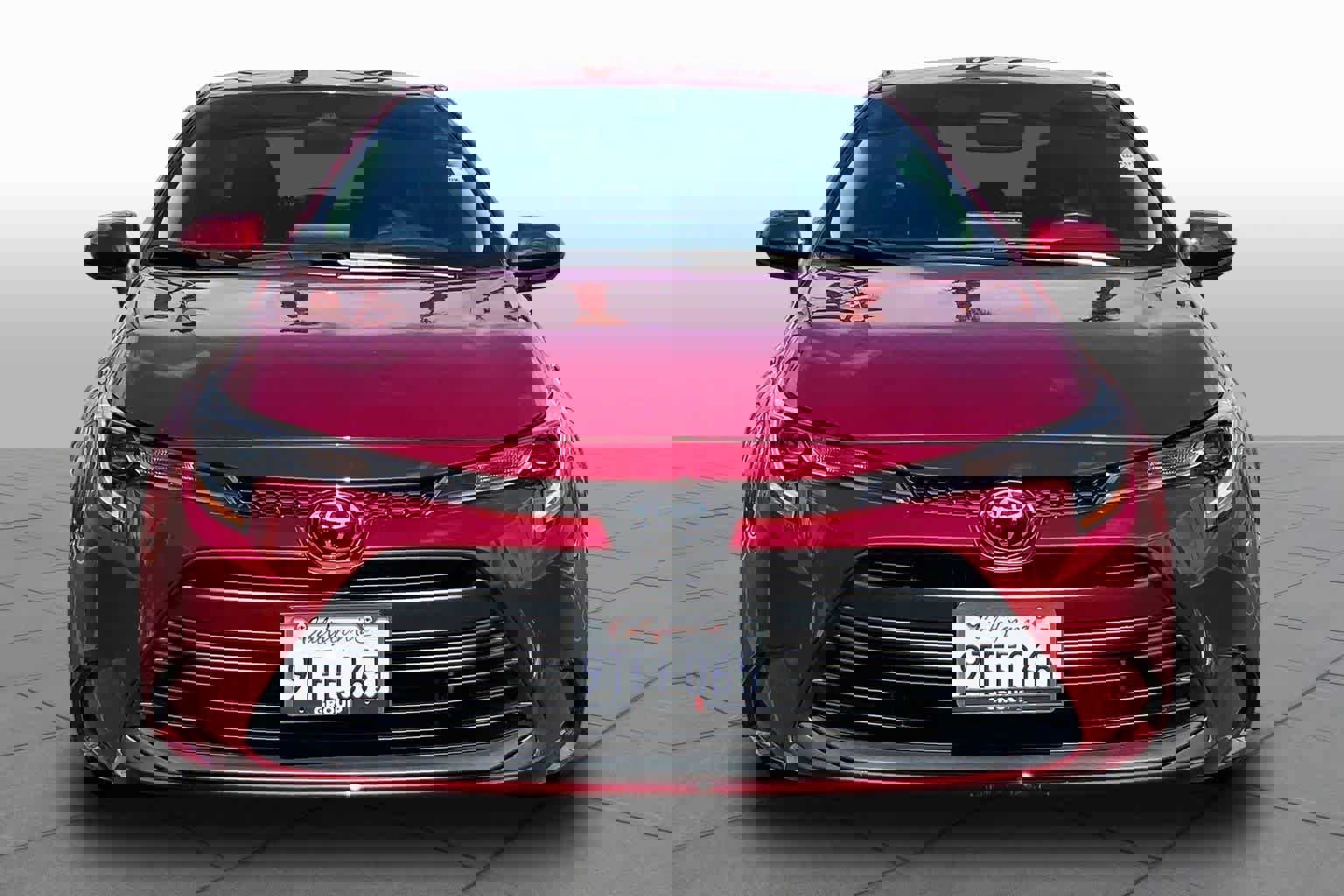 Certified 2025 Toyota Corolla LE FWD image 3