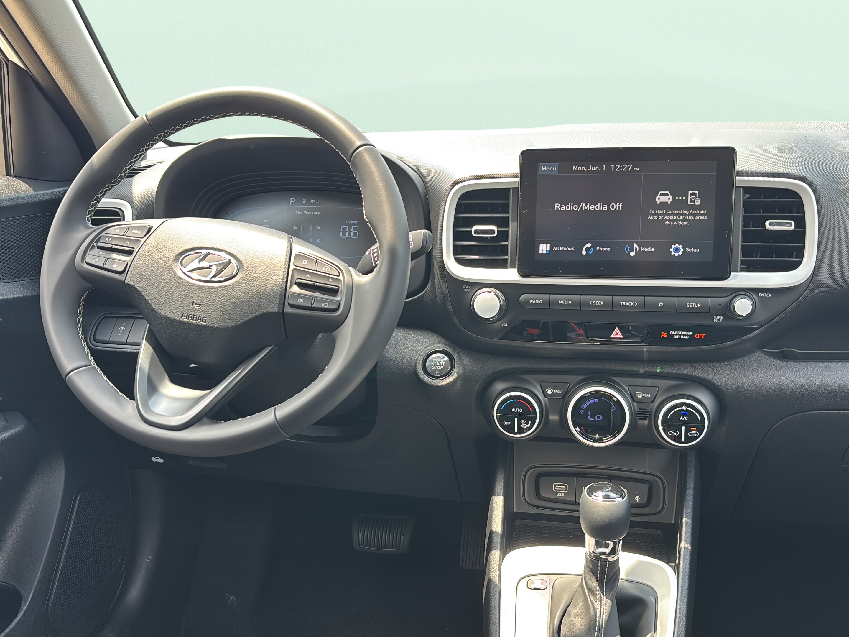 New 2026 Hyundai Venue SEL FWD image 10