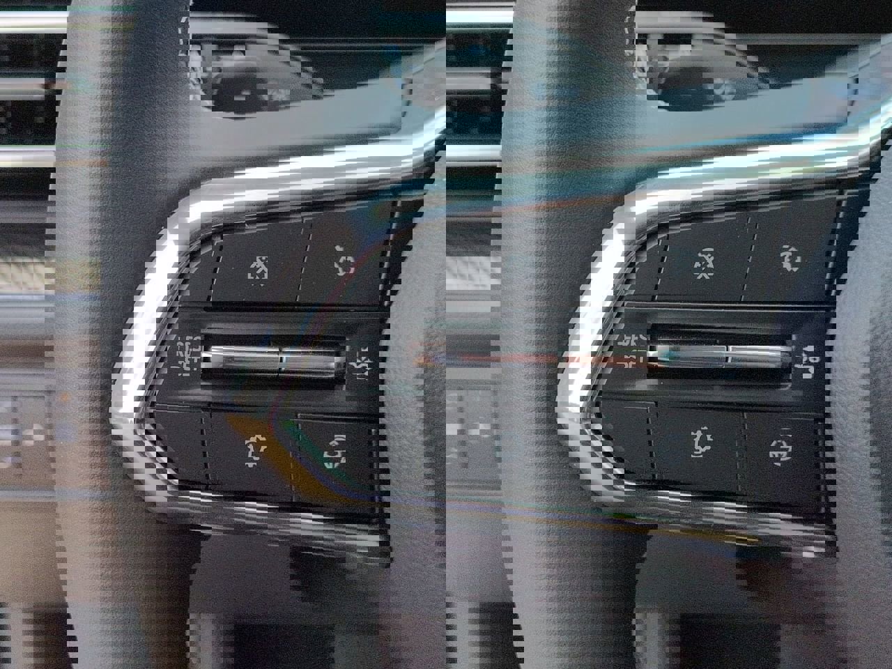 New 2026 Chevrolet Traverse High Country image 12